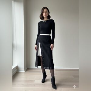 Iris & Ink Chic Navy and White Midi Skirt Size 4